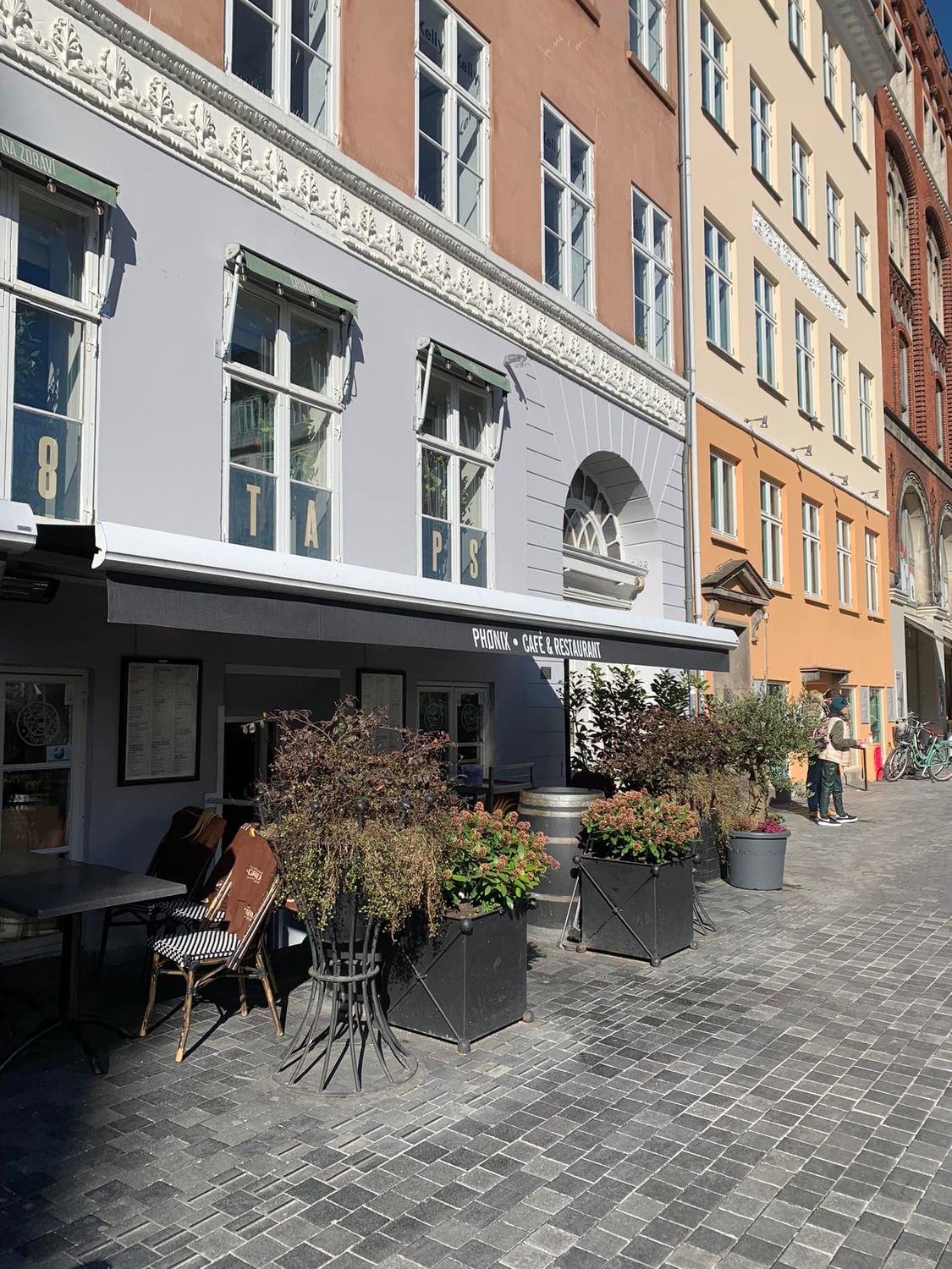 Phønix Cafe & Restaurant